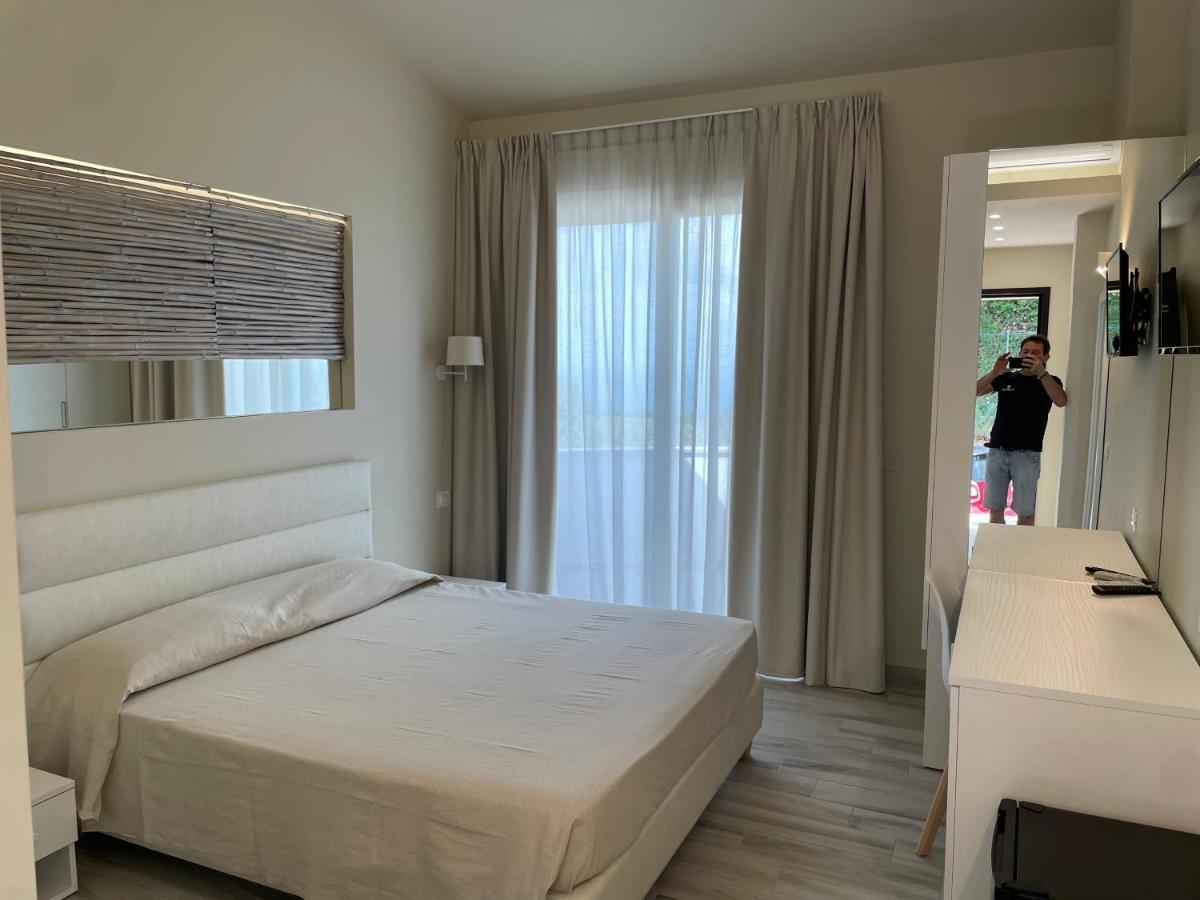 Borgo San Cosmo Tropea Bed & Breakfast Brattiro Екстериор снимка