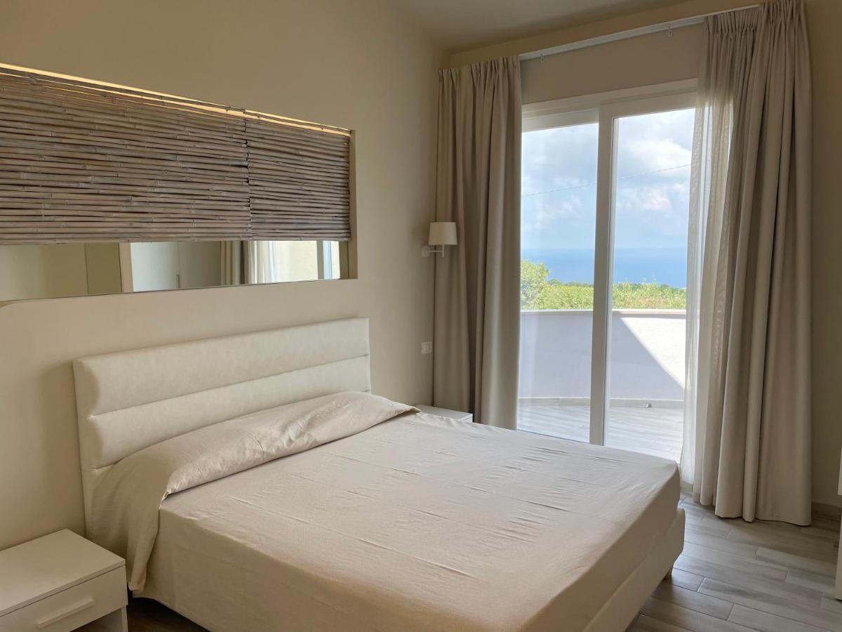 Borgo San Cosmo Tropea Bed & Breakfast Brattiro Екстериор снимка