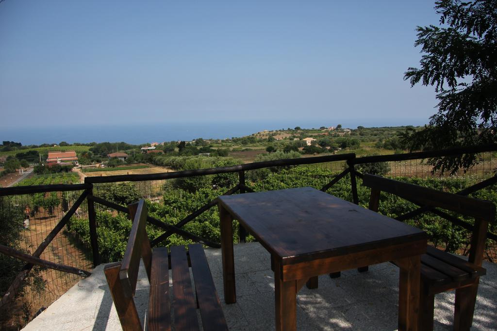 Borgo San Cosmo Tropea Bed & Breakfast Brattiro Екстериор снимка