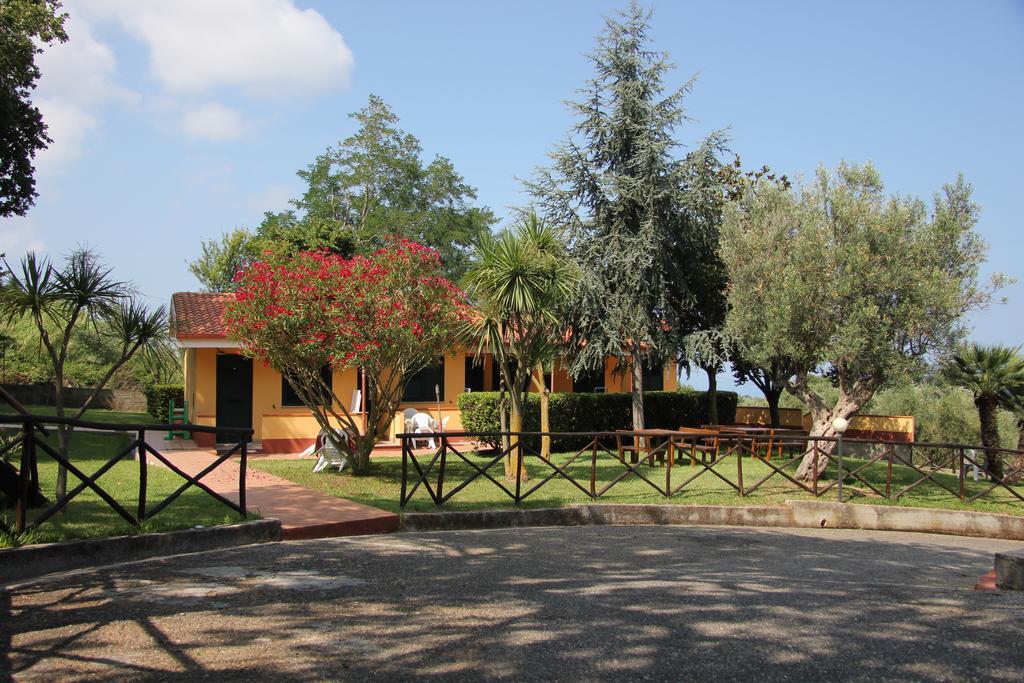 Borgo San Cosmo Tropea Bed & Breakfast Brattiro Екстериор снимка