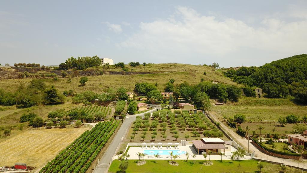 Borgo San Cosmo Tropea Bed & Breakfast Brattiro Екстериор снимка